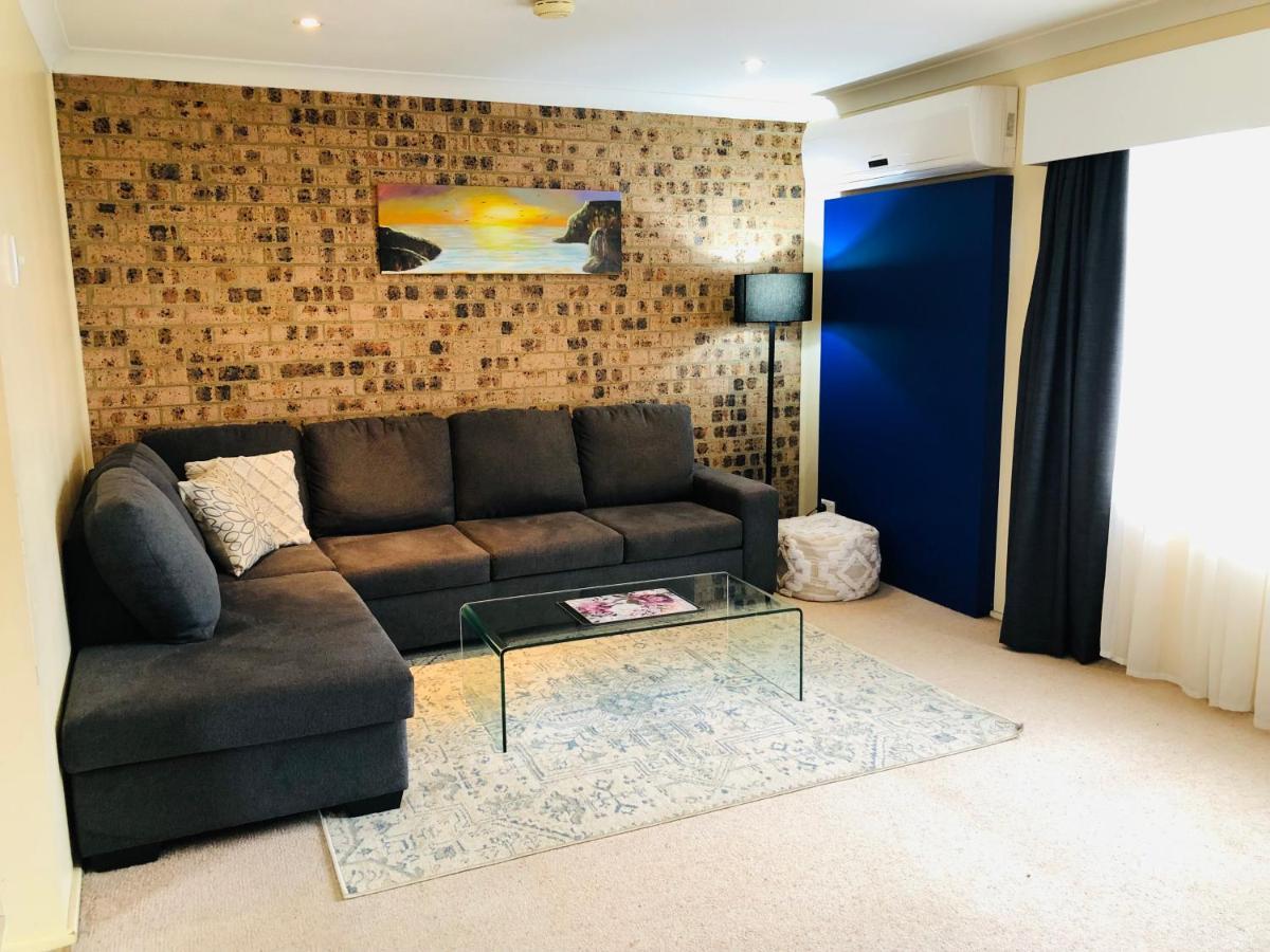 Avaleen Lodge Motor Inn Nowra Zewnętrze zdjęcie