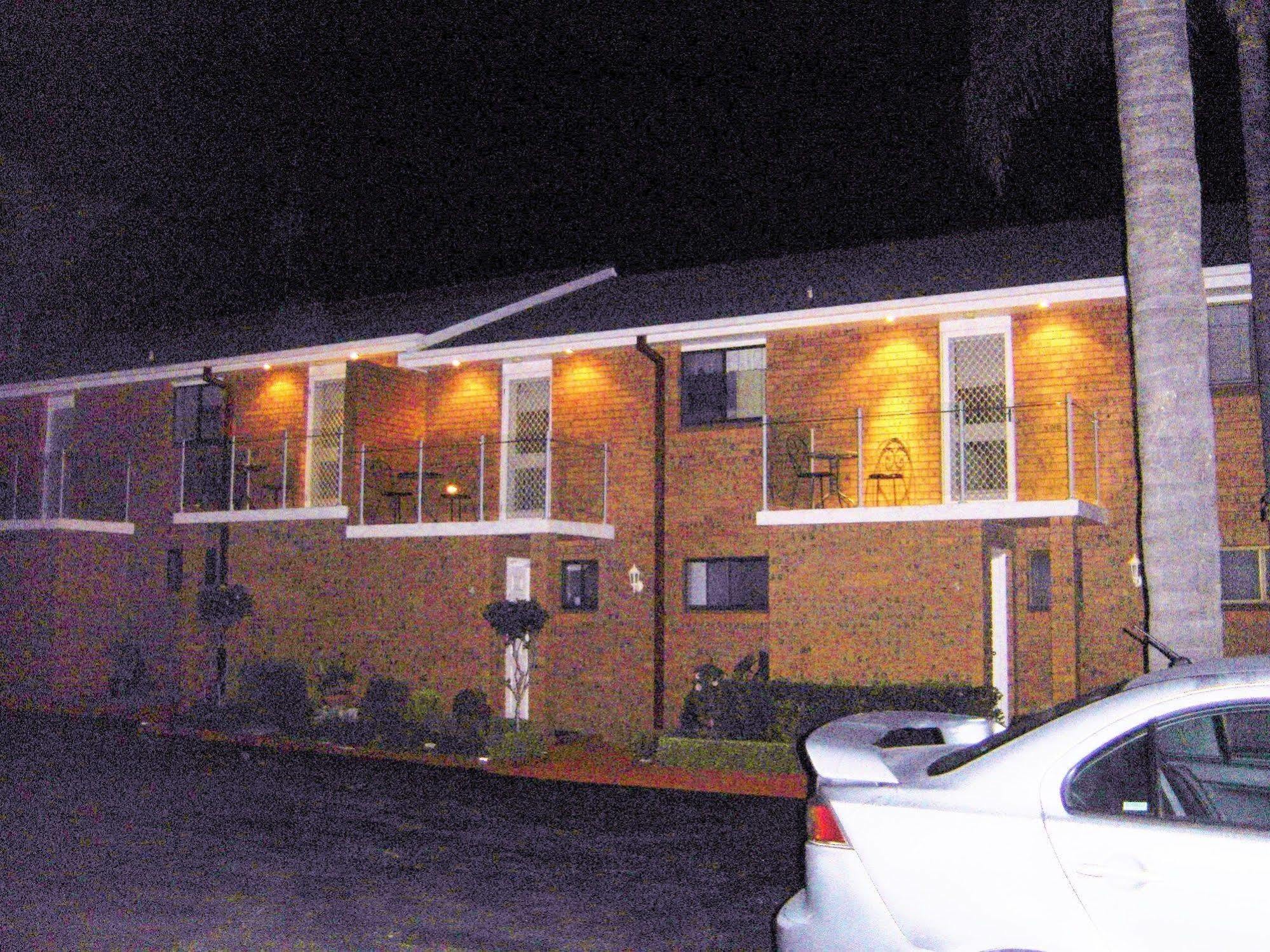 Avaleen Lodge Motor Inn Nowra Zewnętrze zdjęcie