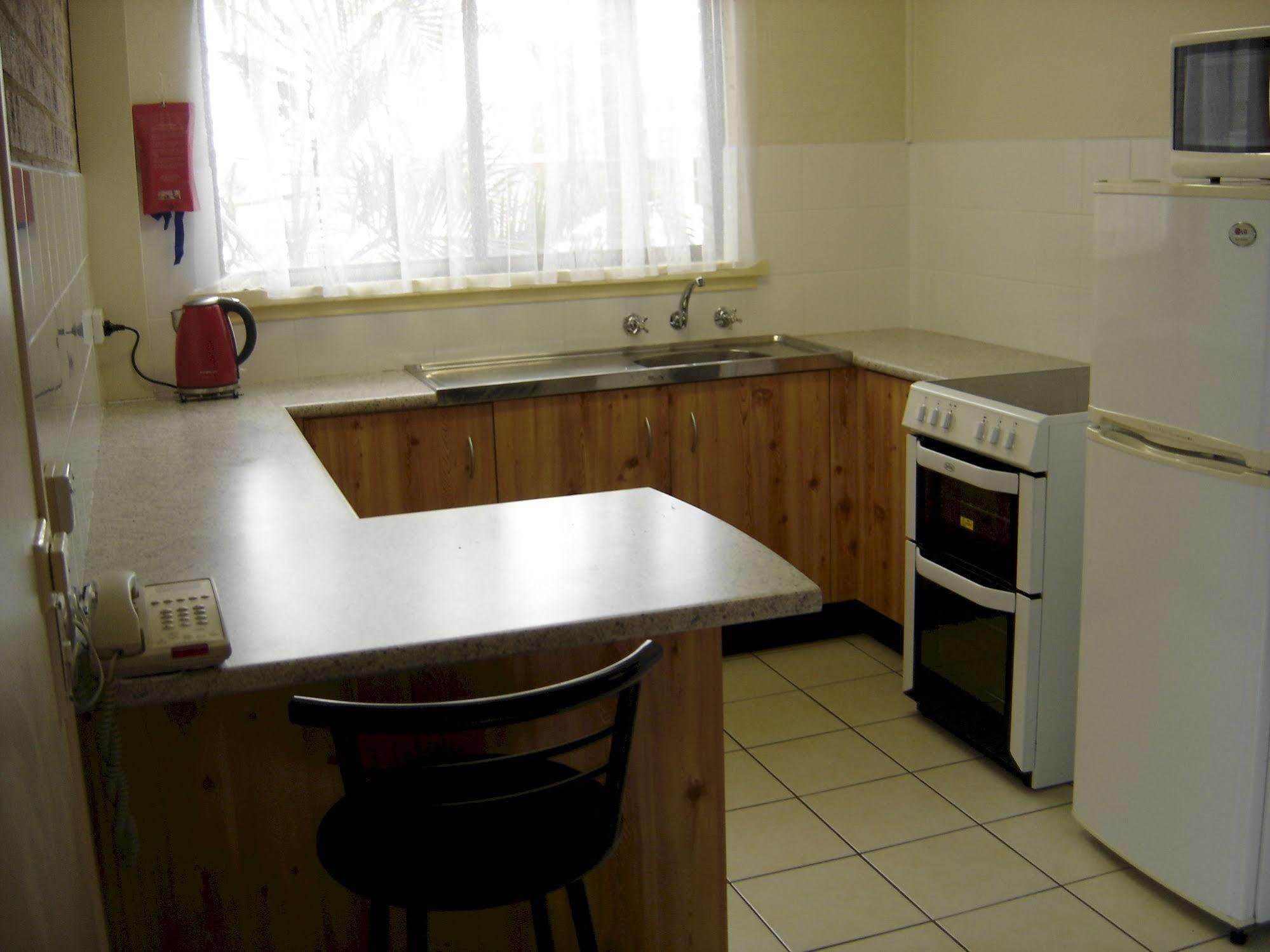 Avaleen Lodge Motor Inn Nowra Zewnętrze zdjęcie